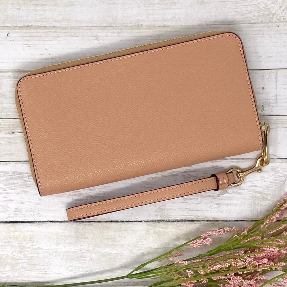 Coach Long Zip Around Wallet in Shell Pink Leather C3441 - Picture 2 of 5